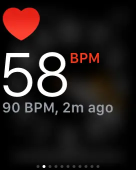 Moniteur de fréquence cardiaque De l’Apple Watch en BPM montrant la fréquence cardiaque actuelle et la dernière fréquence cardiaque mesurée
