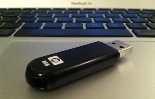 Comment installer Mac OS X Lion à l'aide d'une clé USB