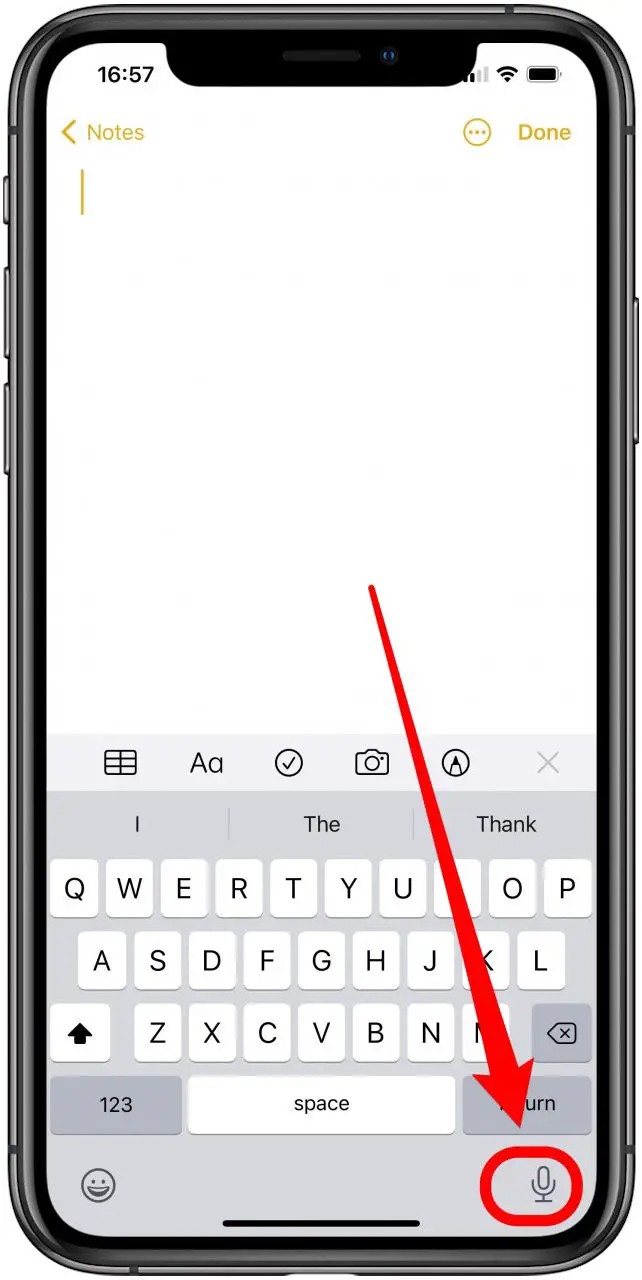L'application Notes permet la dictée de la parole au texte.