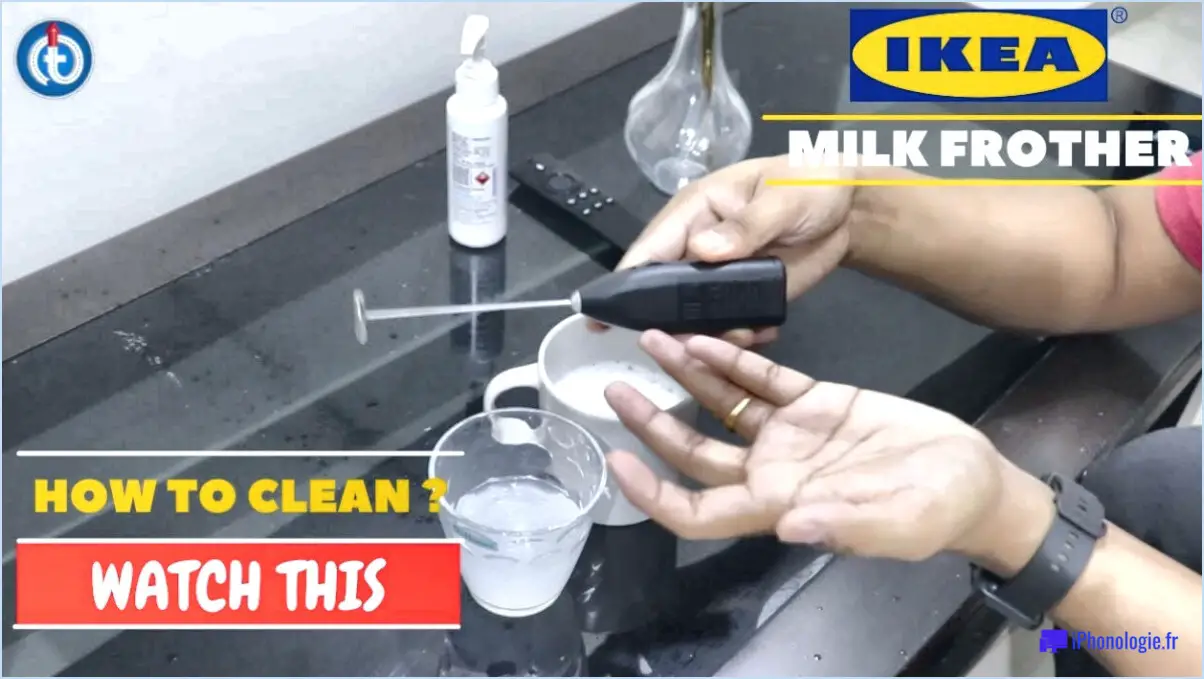 Comment nettoyer un mousseur à lait?