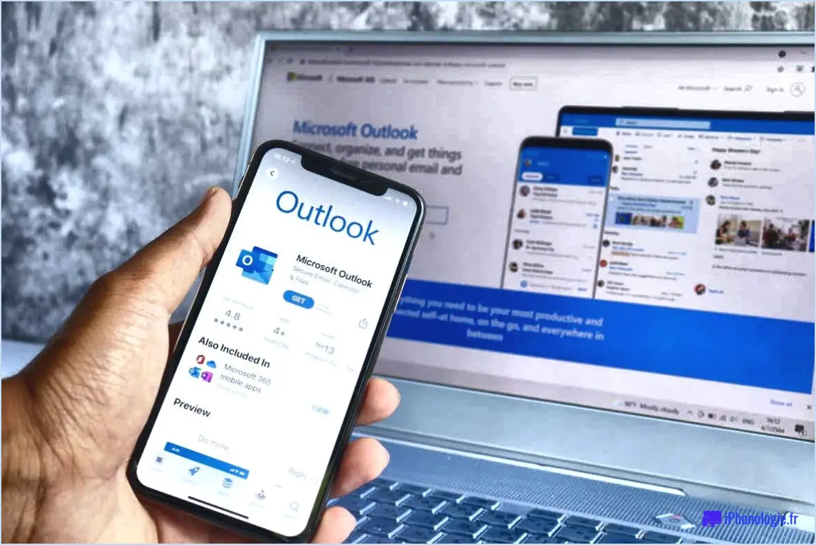 Comment supprimer un compte Outlook 365?