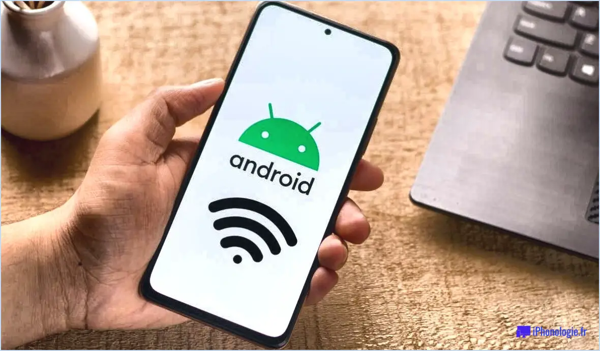 Android 11 : Comment arrêter de se connecter aux réseaux WiFi enregistrés?