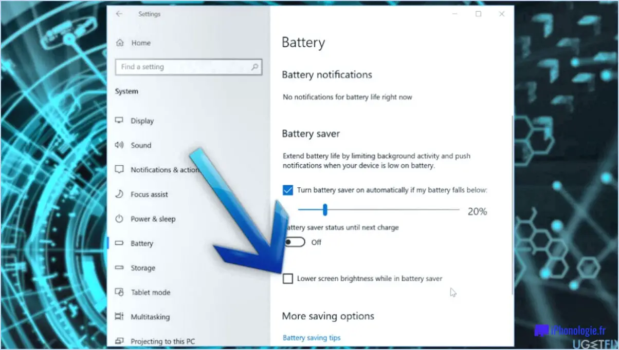 Comment empêcher windows 10 de baisser la luminosité de l'écran lorsqu'il est en mode économiseur de batterie?