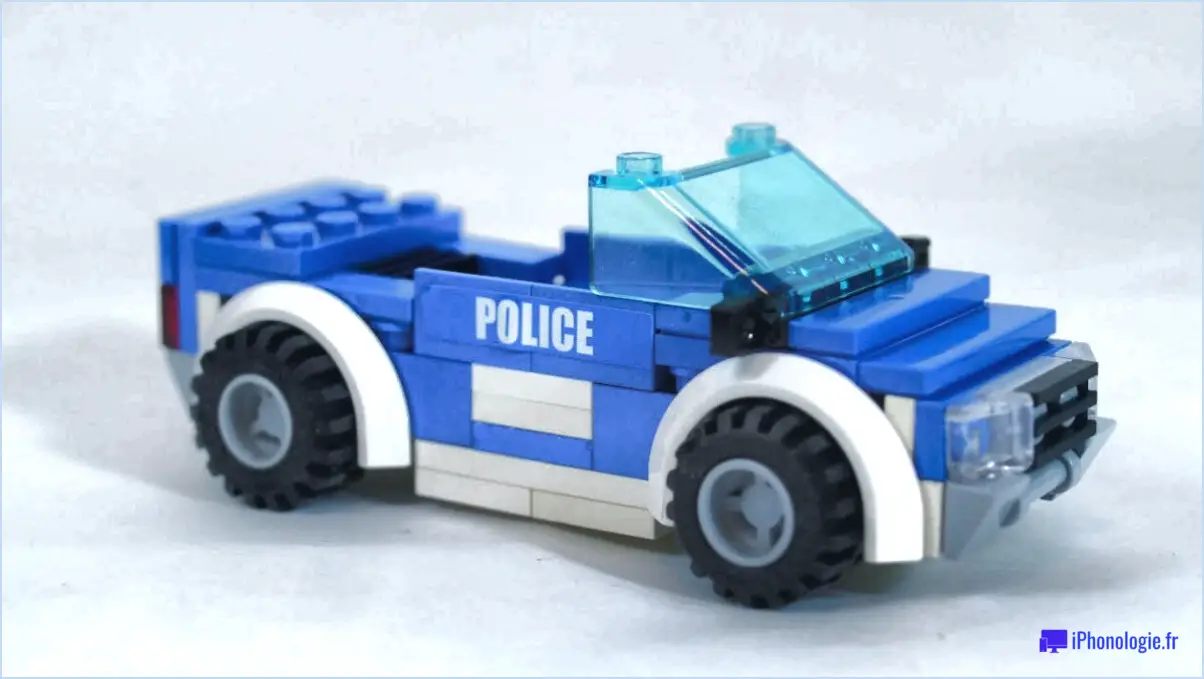 Comment faire une voiture de police lego?