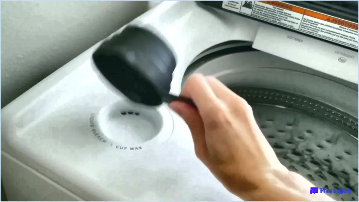 Comment nettoyer la laveuse whirlpool cabrio?