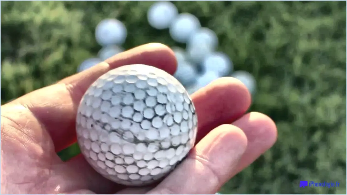 Comment nettoyer les balles de golf?