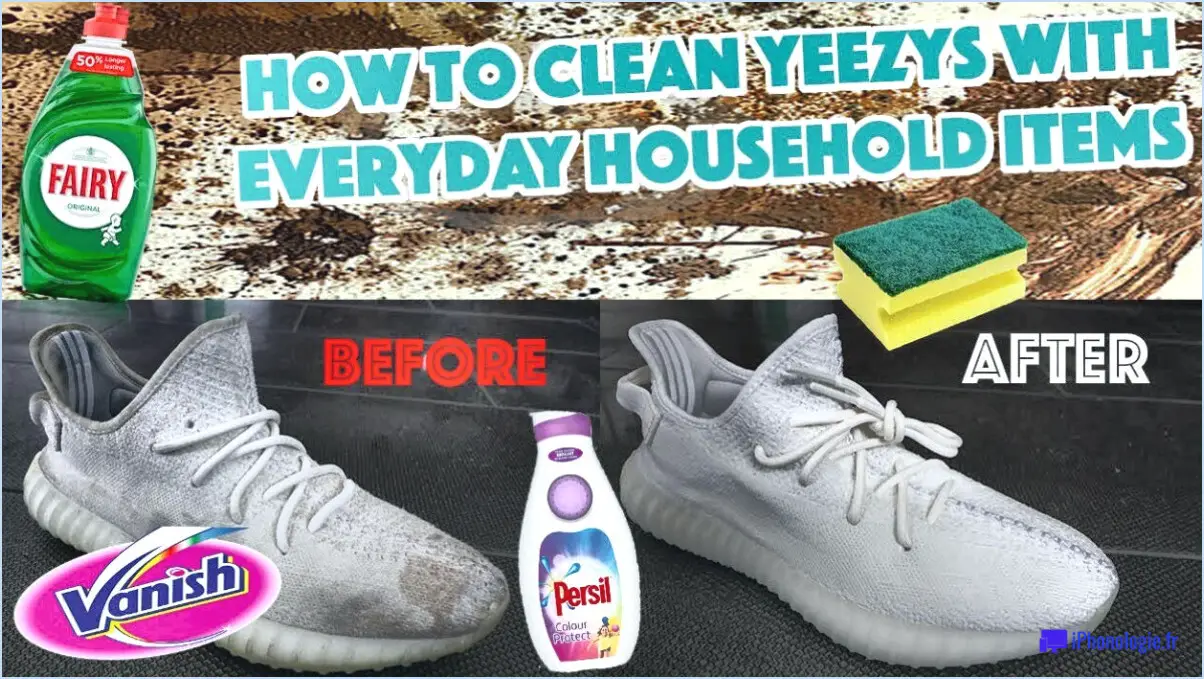 Comment nettoyer les yeezys blanches à la maison?