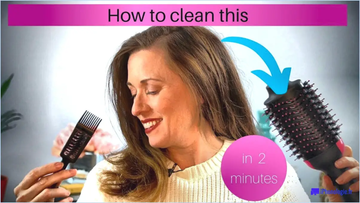 Comment nettoyer une brosse de sèche-cheveux revlon?