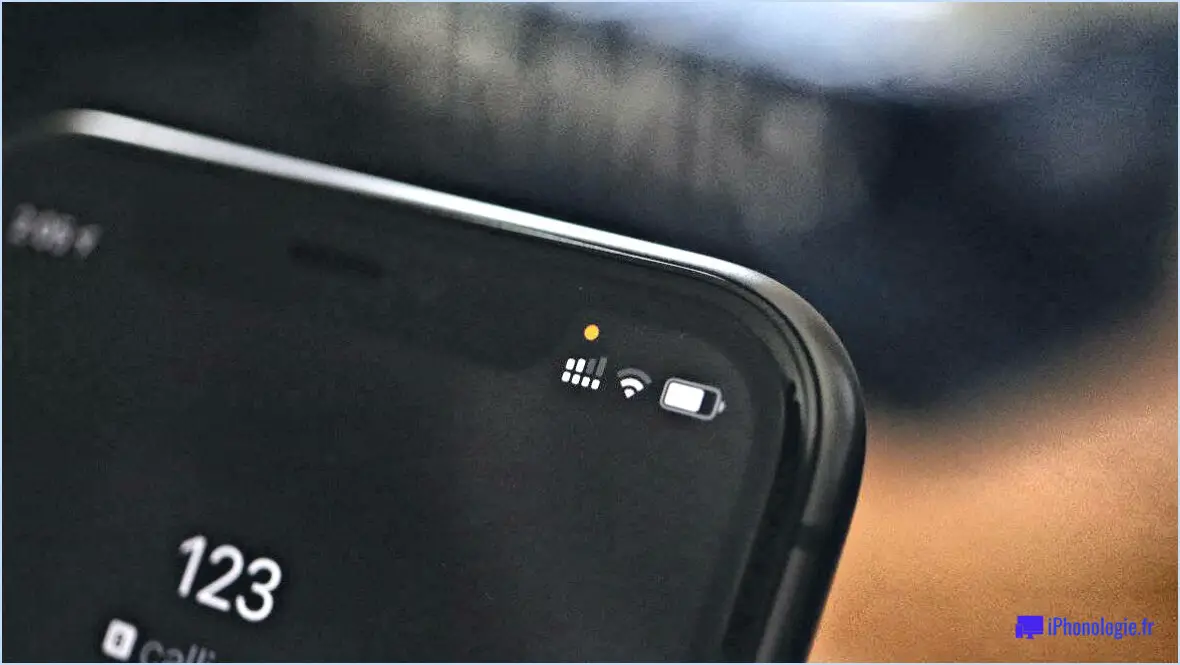 Comment faire pour que le point jaune soit visible sur l'iphone sous ios 14?