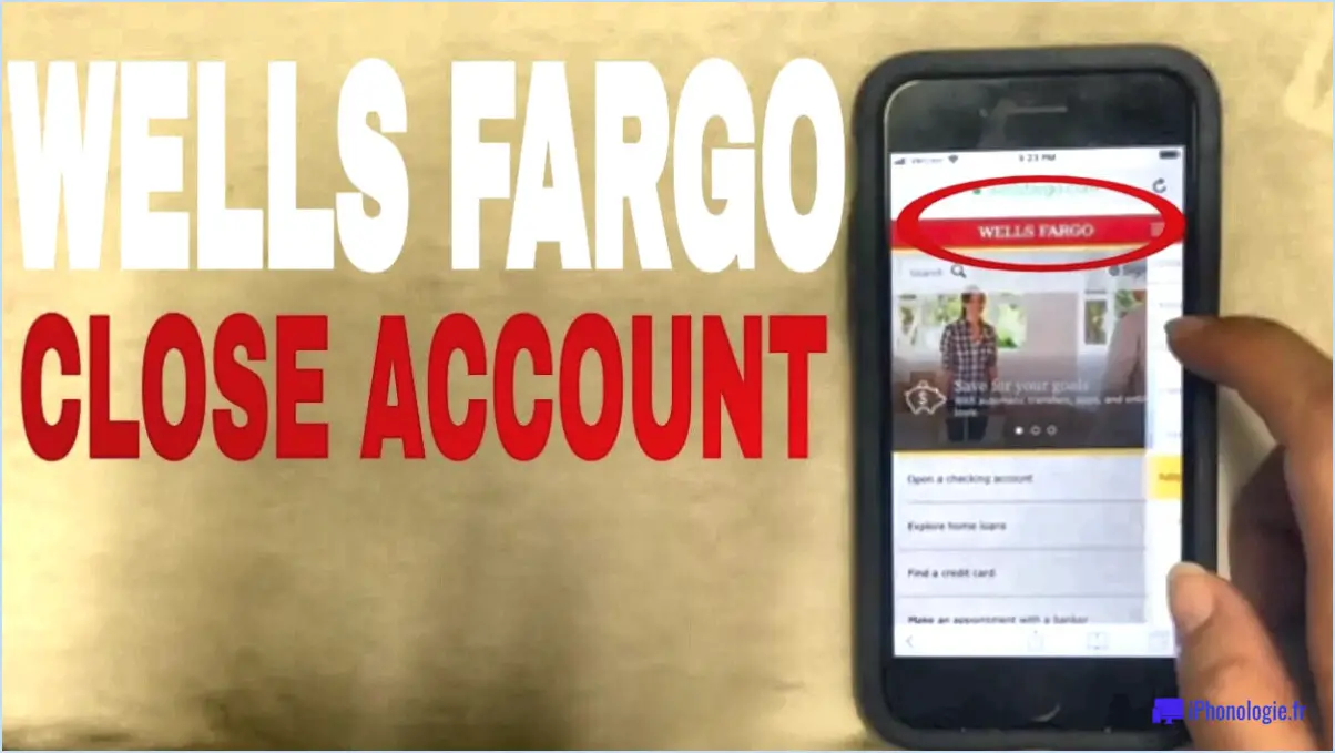 Puis-je fermer mon compte d'épargne Wells Fargo en ligne?