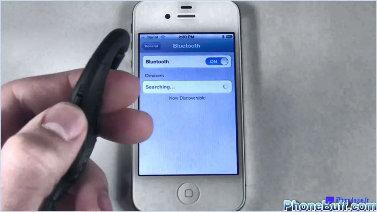 Comment appairer un appareil Bluetooth avec l'iPhone ou l'iPad?