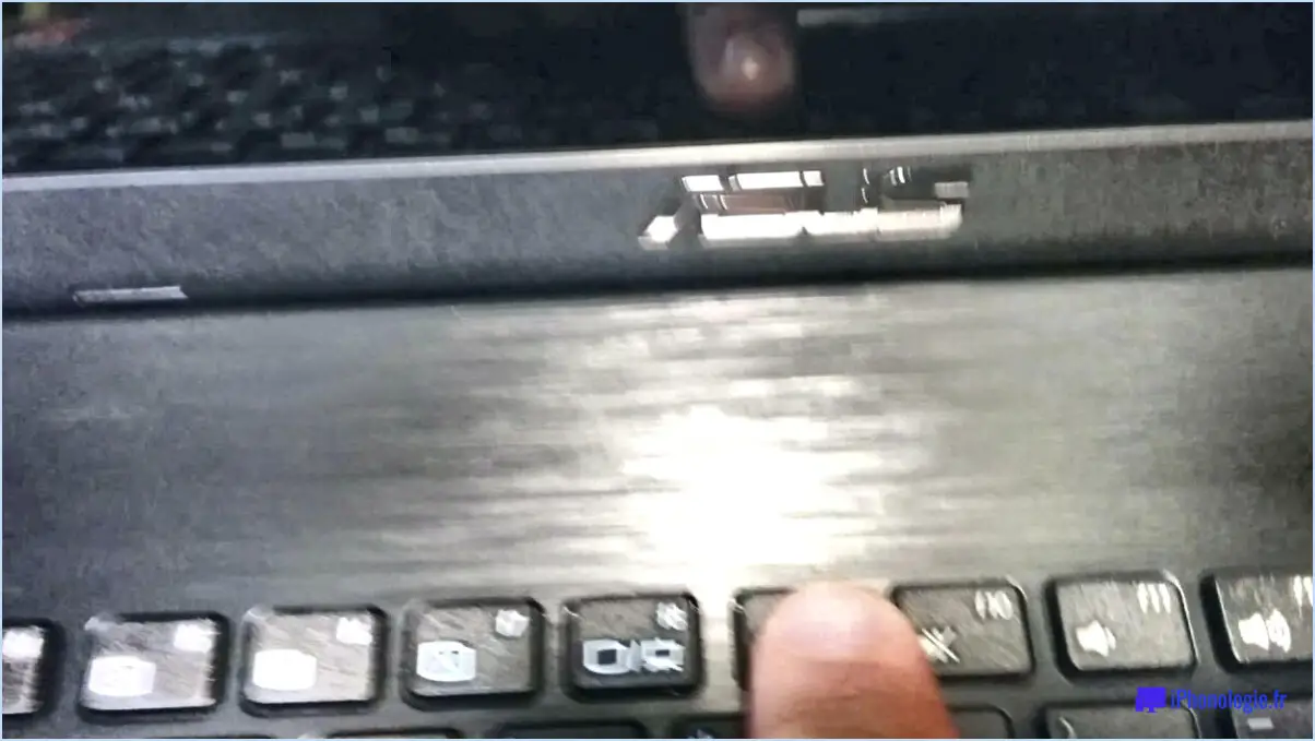 Comment déverrouiller mon touchpad sur mon ordinateur portable asus windows 10?