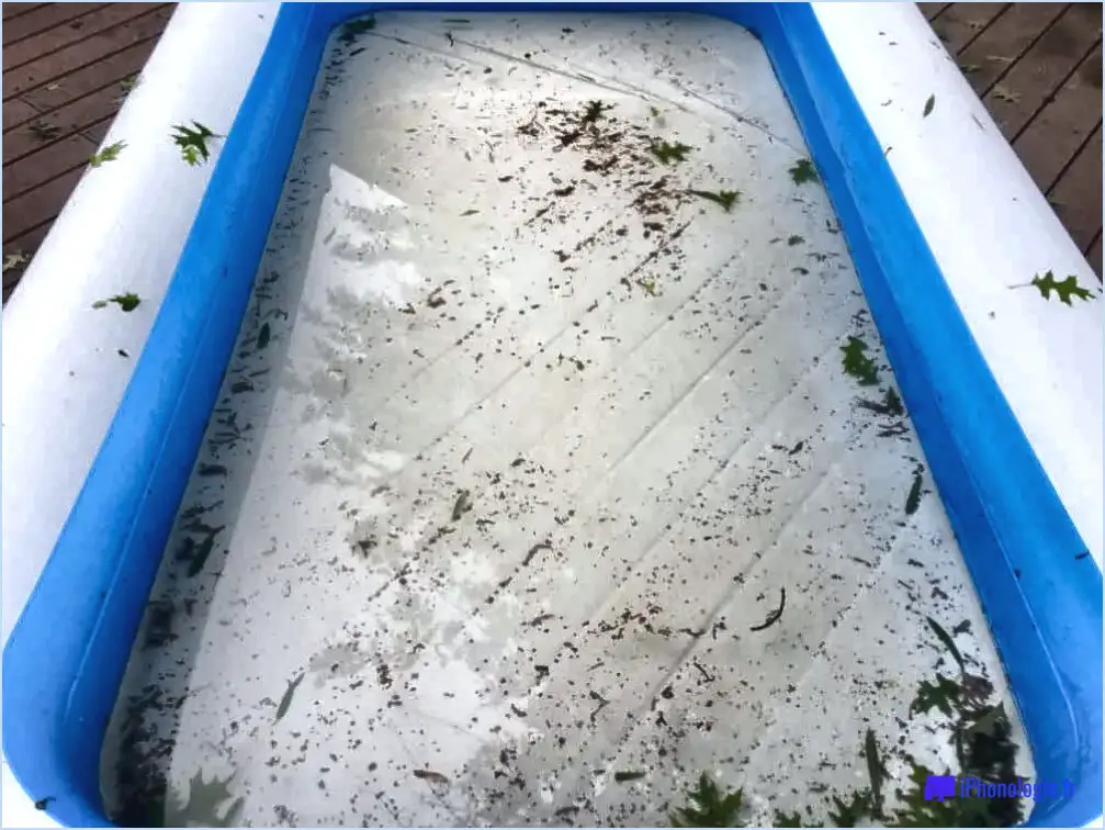 Comment nettoyer une piscine en plastique?