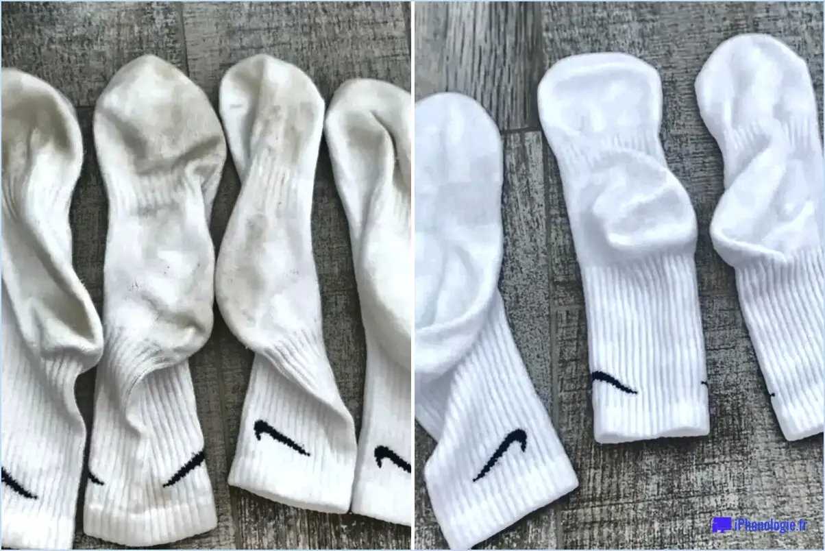 Comment nettoyer les chaussettes nike blanches?