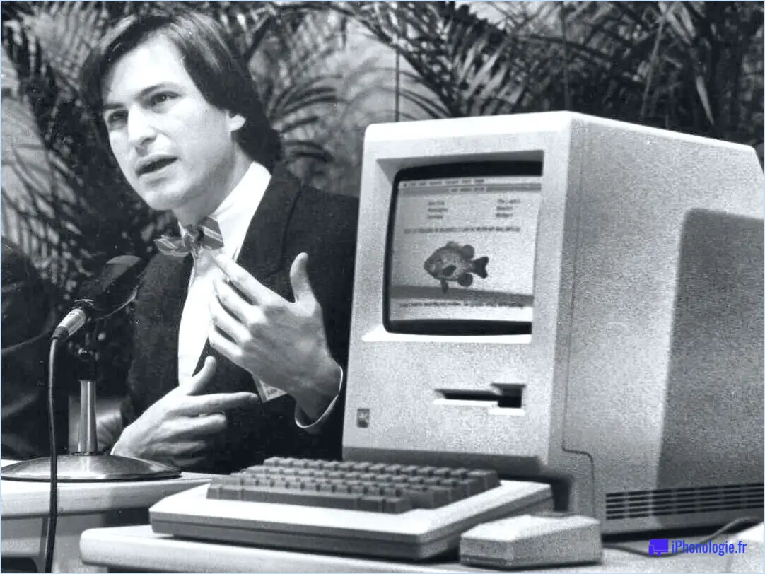 Regardez Steve Jobs dévoiler le tout premier Macintosh en ce jour de 1984
