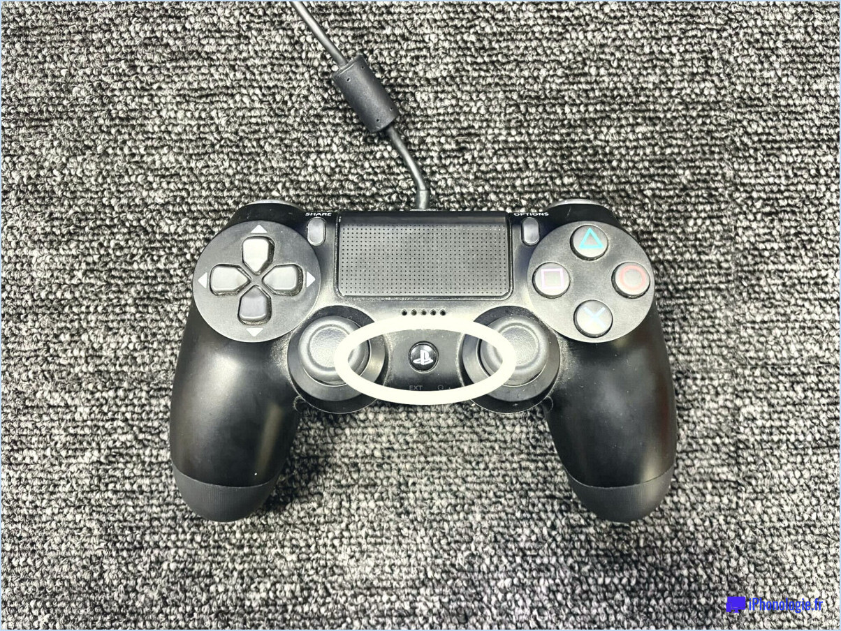 Comment connecter la manette ps4 au gear vr?