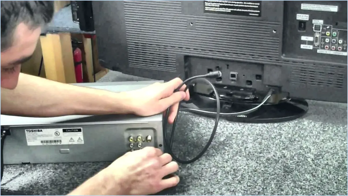 Comment brancher un magnétoscope sur une smart tv samsung?