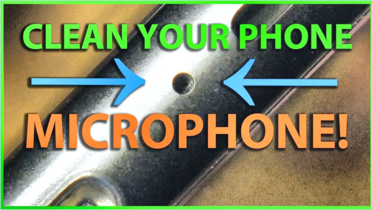 Comment nettoyer le microphone d'un téléphone?