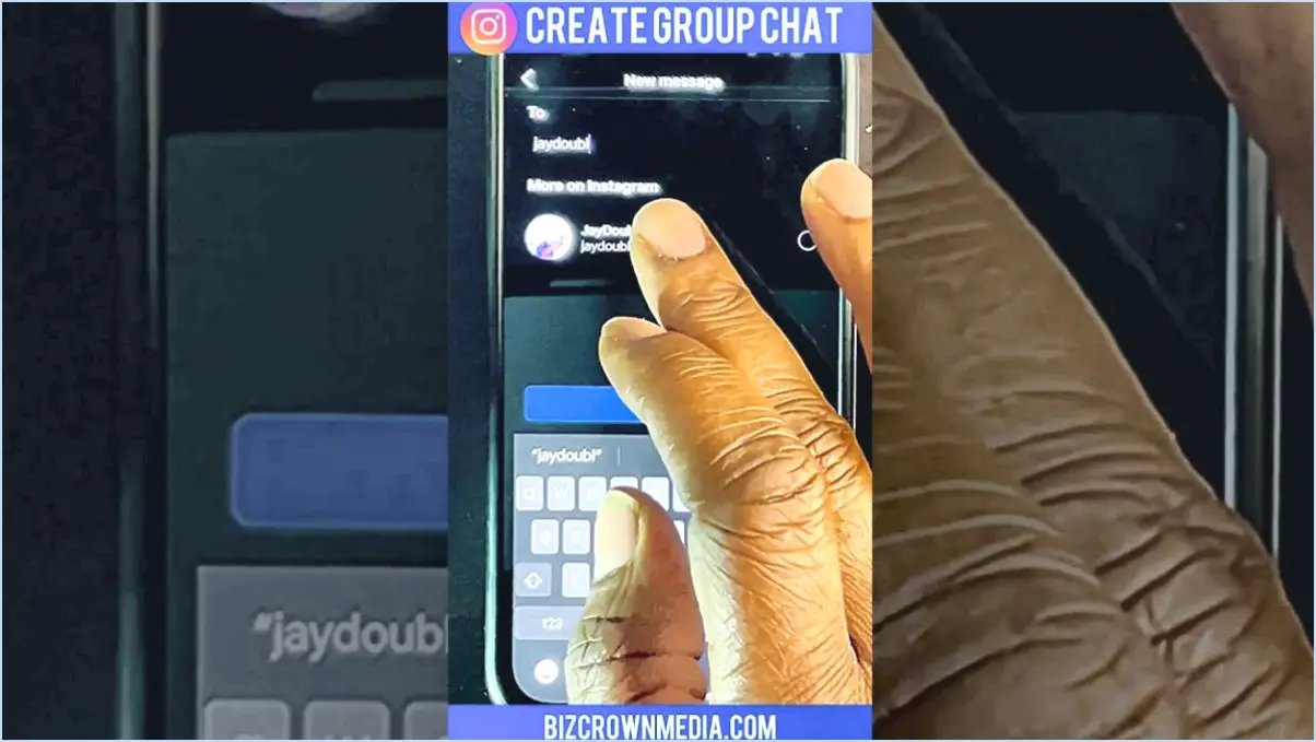 Comment envoyer un message de groupe sur instagram?